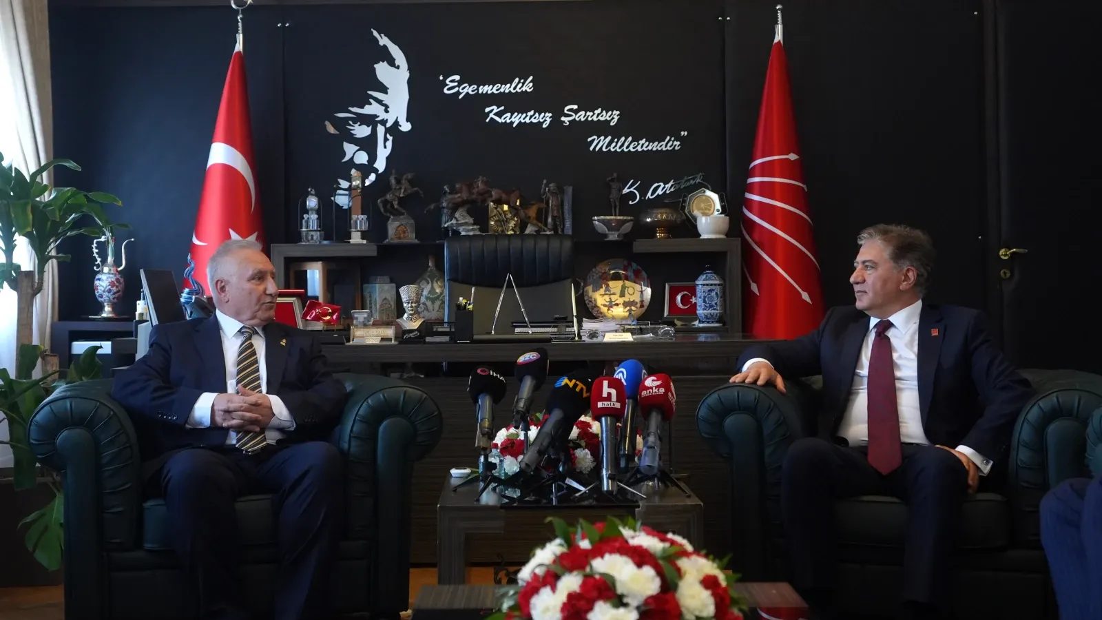 CHP TBMM Grubu’nda siyasi partiler arası bayramlaşma