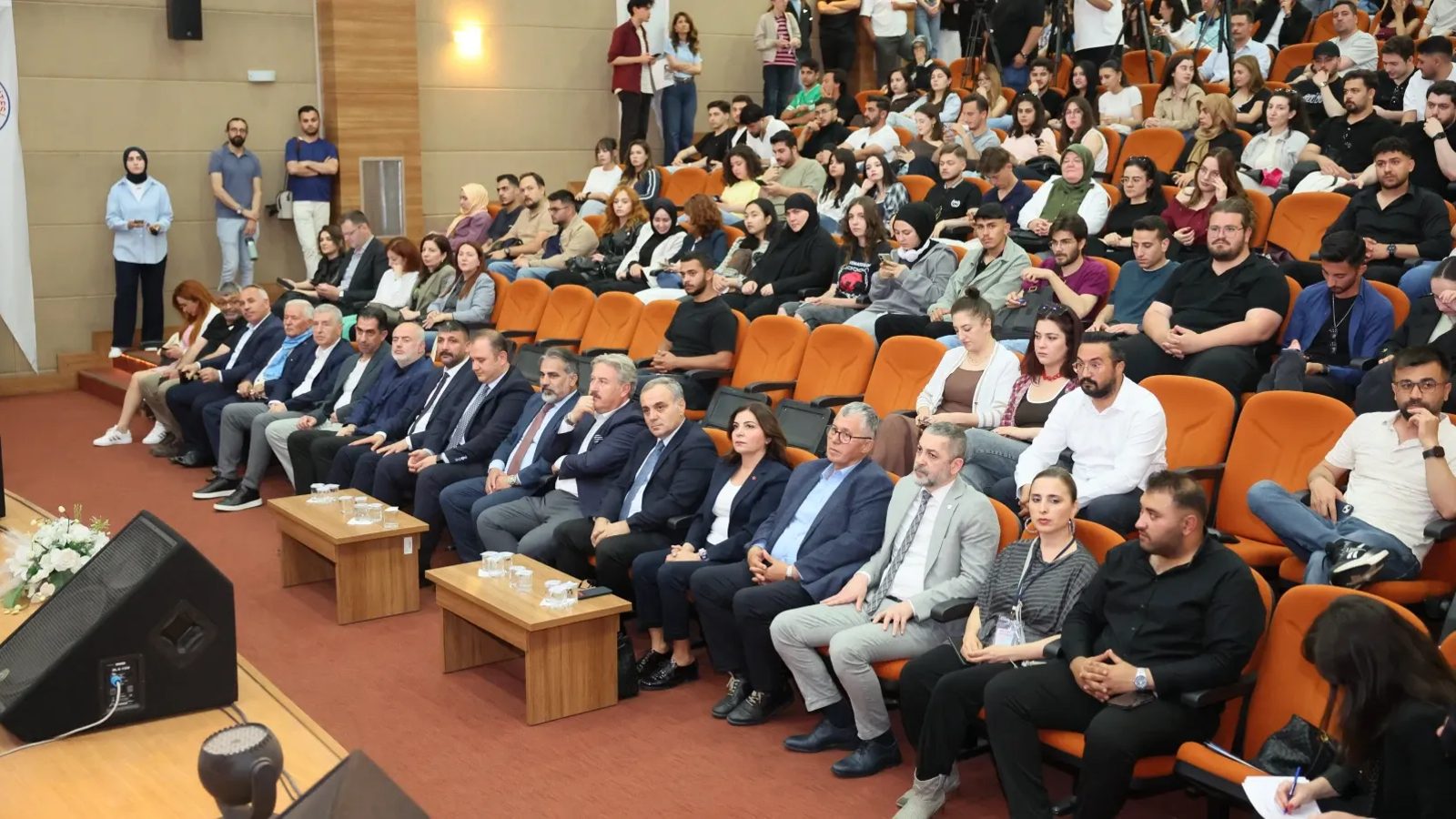 RTÜK Başkan Vekili Güçer ERÜ'de öğrencilerle buluştu