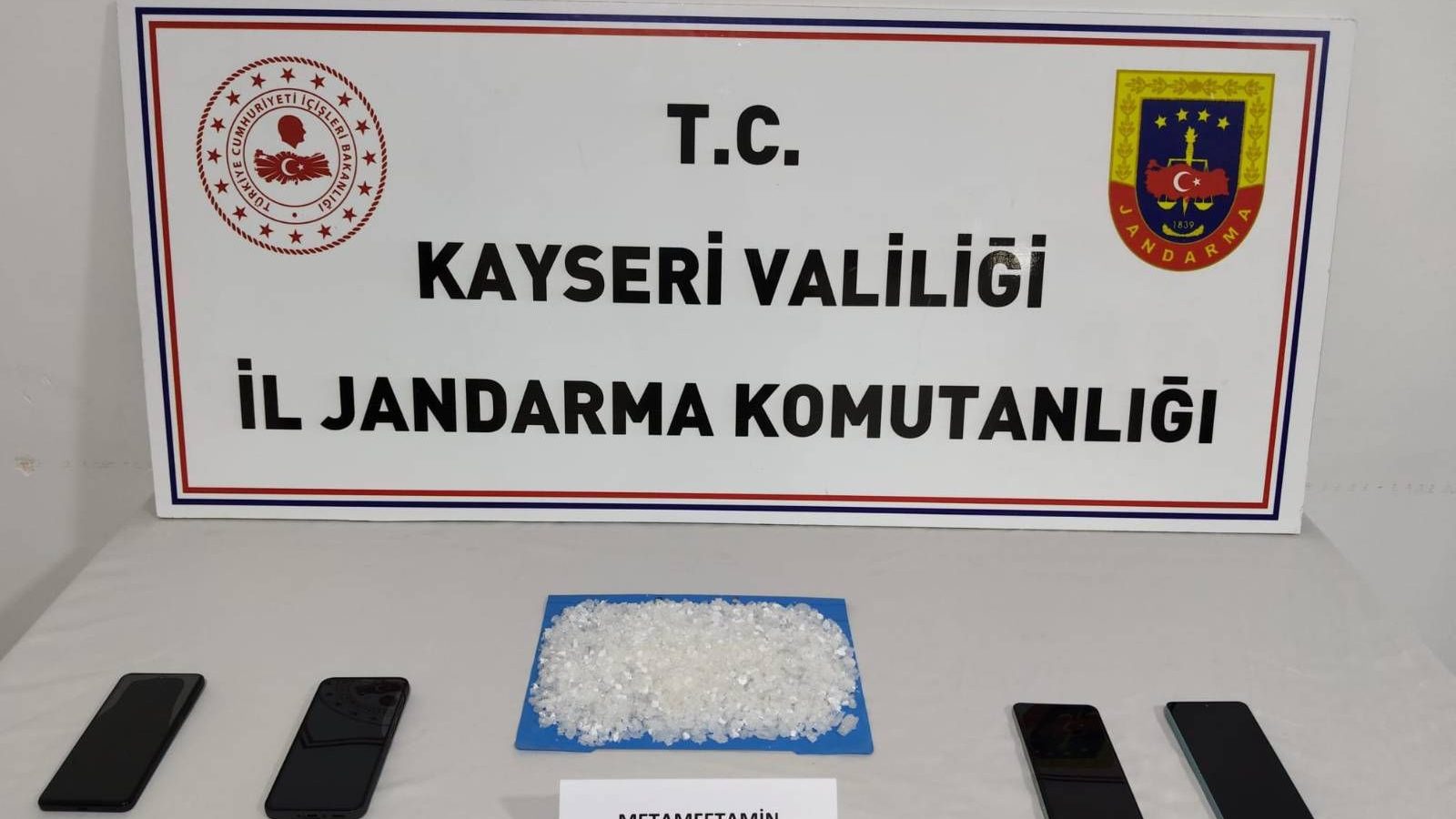 Kayseri’de narkotik operasyonu: 4 şahıs gözaltına alındı