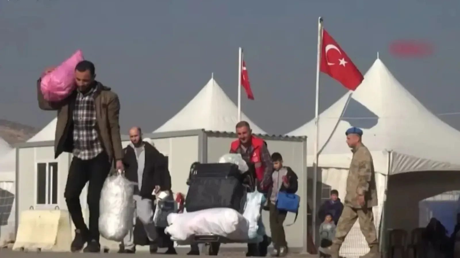 Bakan Çiftçi; “10 yılda 1,5 milyon Suriyeli ülkelerine geri döndü”