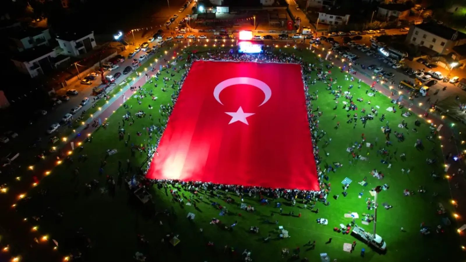 Kayseri'de 15 Temmuz'da dünyanın en büyük Türk Bayraklarından birisi açılacak
