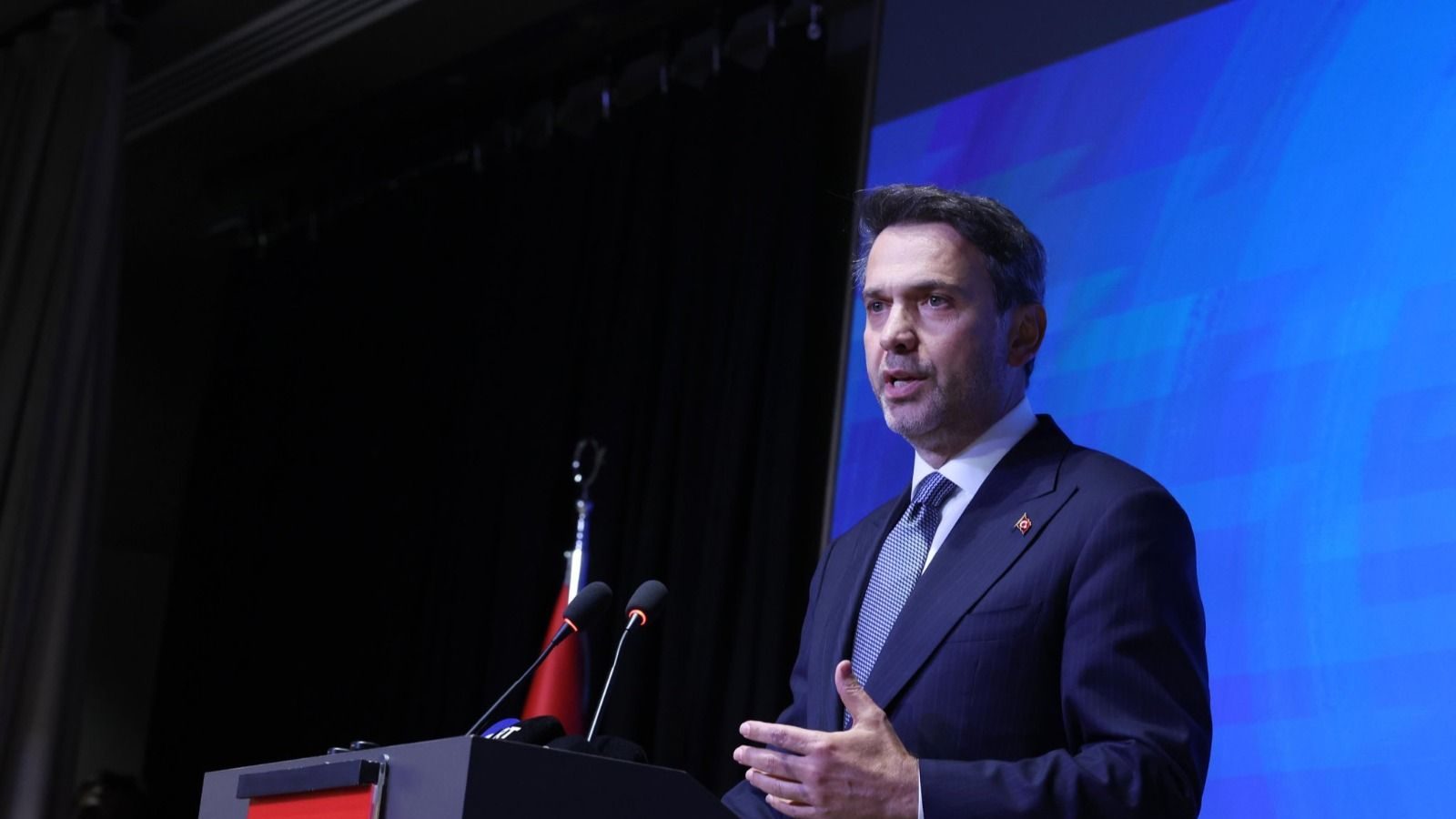 Bakan Bayraktar, “Yerli elektrik üretiminde tüm zamanların en yüksek değerlerine ulaştık”