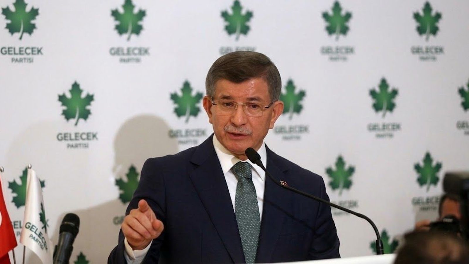 Gelecek Partisi resmen feshedildi