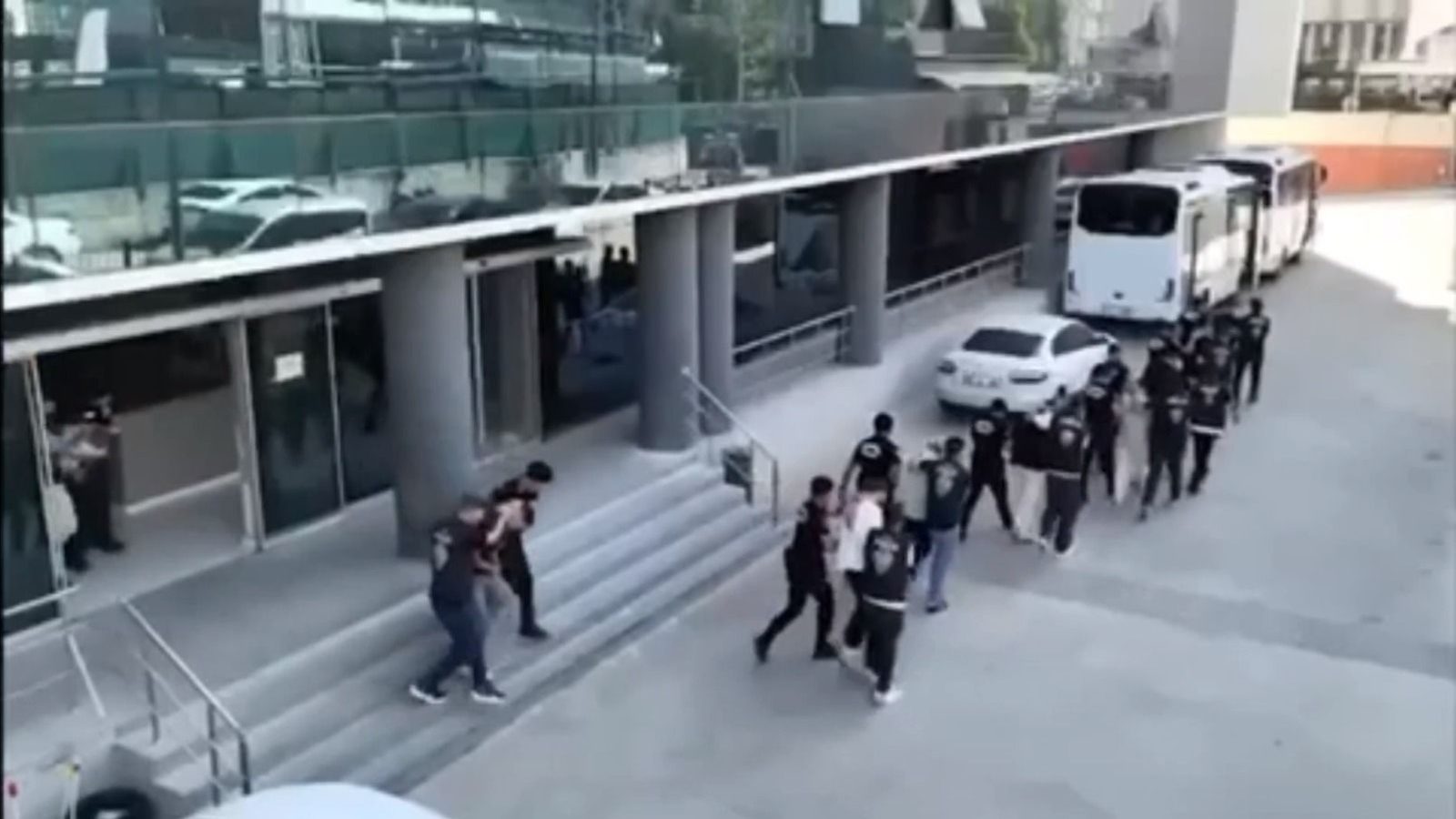 Kayseri dahil 18 ilde ‘Çevrim İçi Çocuk Müstehcenliği ve Tacizi’ suçuna yönelik operasyon; 37 kişi tutuklandı