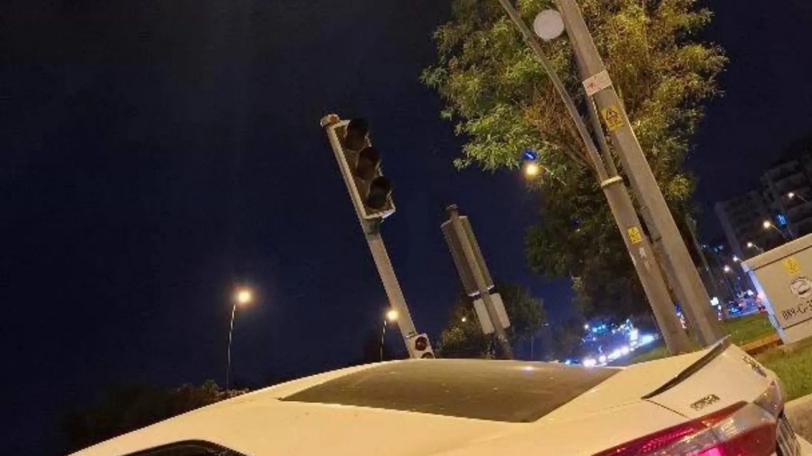 Argıncık Tepe ışıklarda trafik lambası arızalı