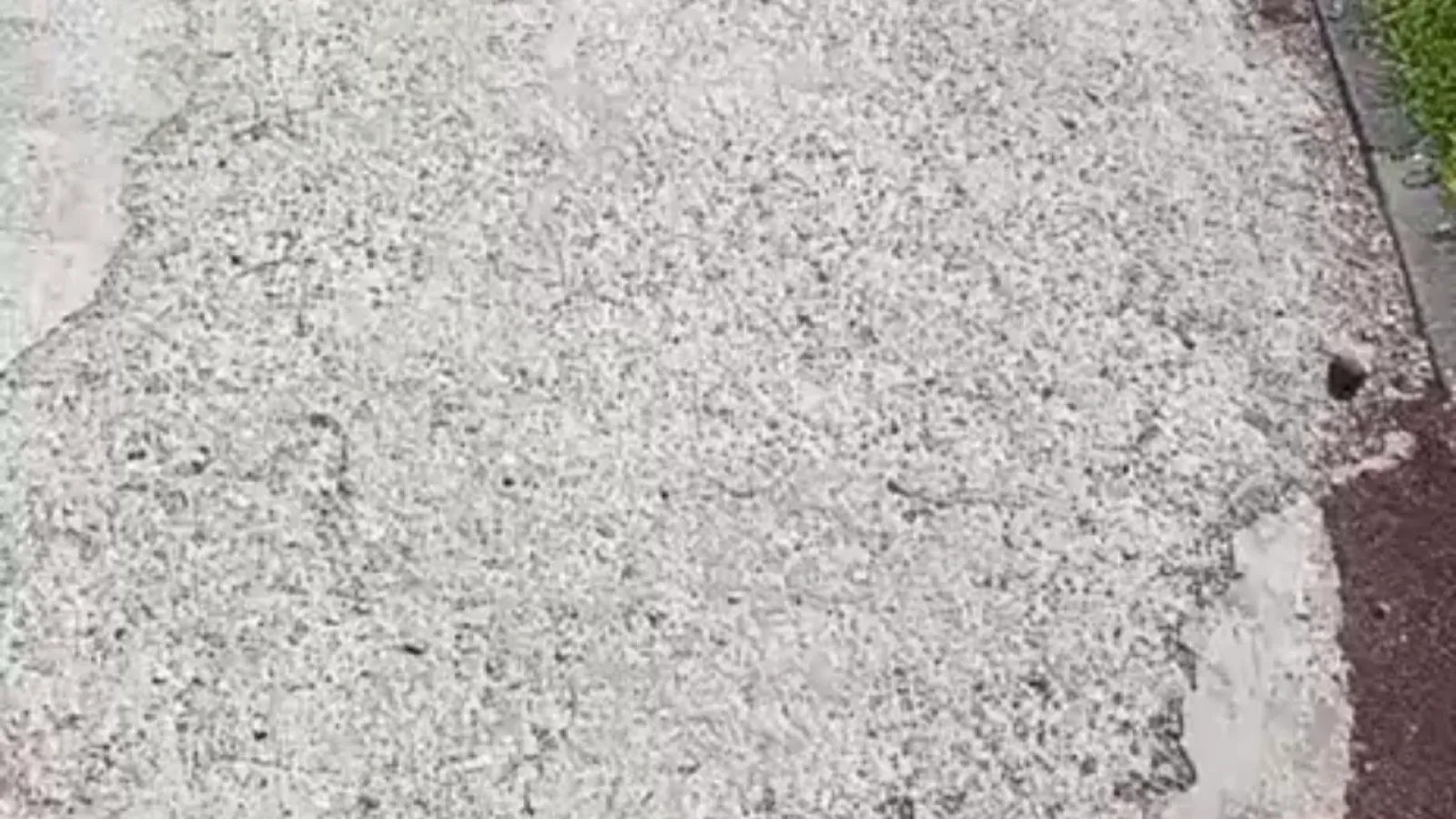 Kayseri'de İsa Yusuf Alptekin Parkı yürüyüş yolları bozuk