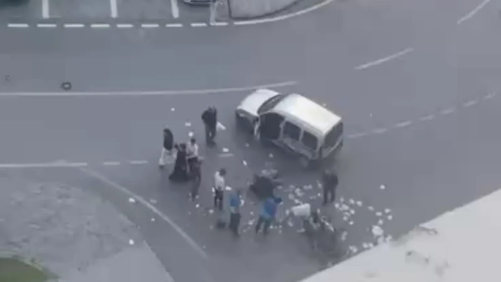 Kazımkarabekir'de araç motosikleti çarptı