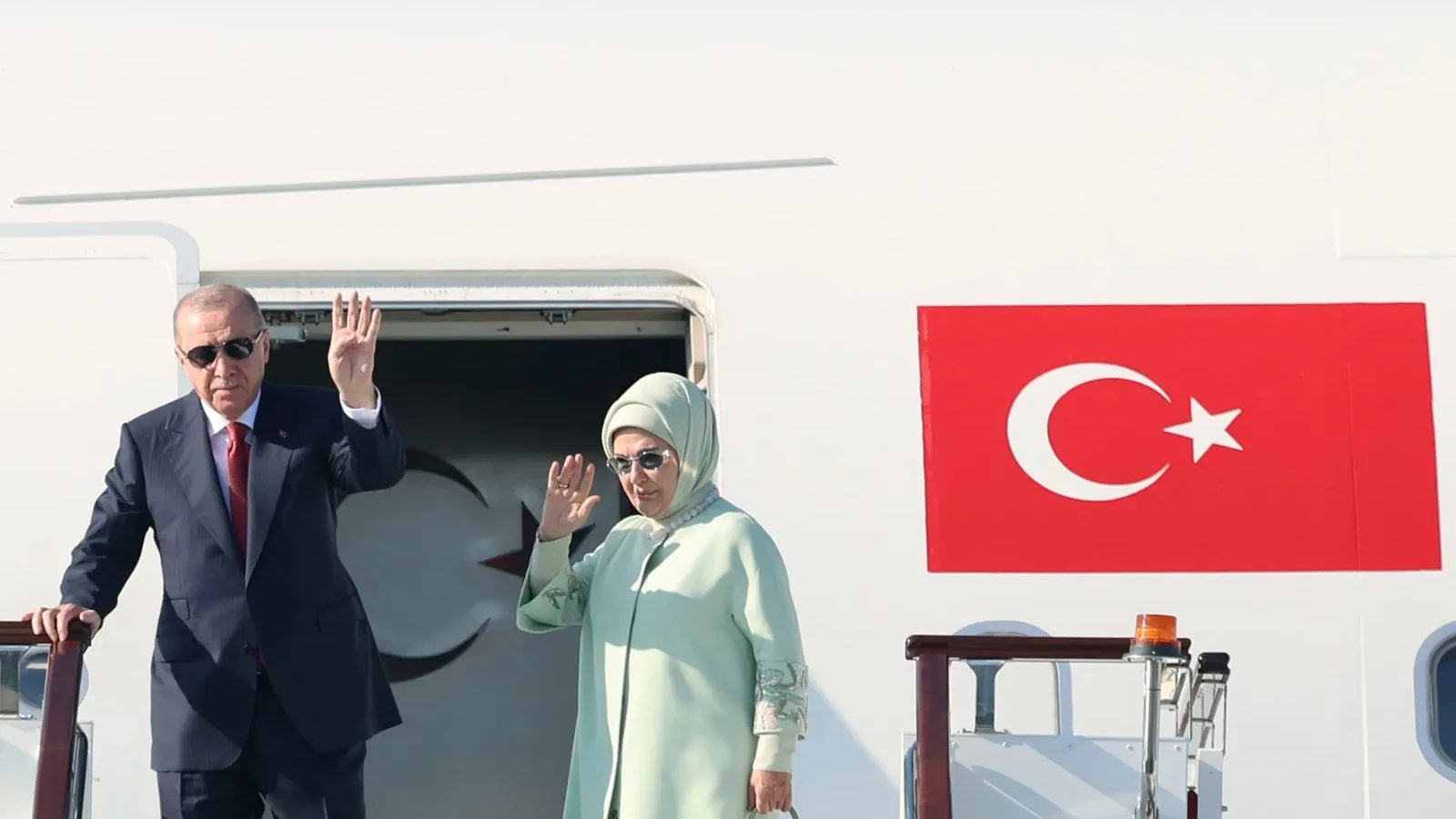 Cumhurbaşkanı Erdoğan Kırgızistan'a gitti