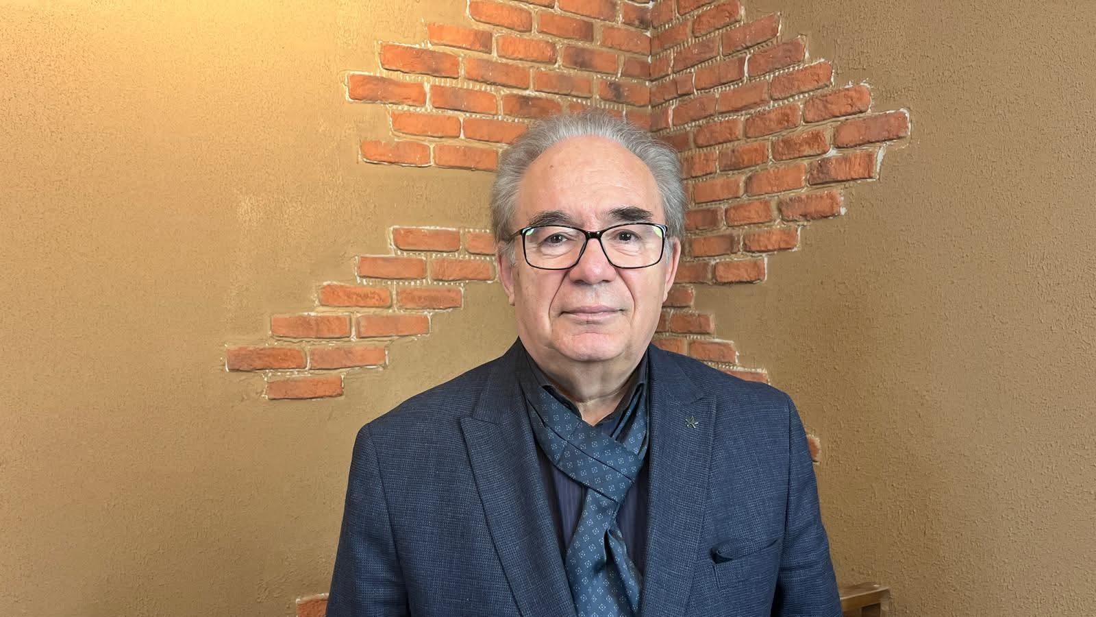 Ekonomist Uzunoğlu, “Devalüasyonu ne kadar ertelersek o kadar büyük bedel öderiz”