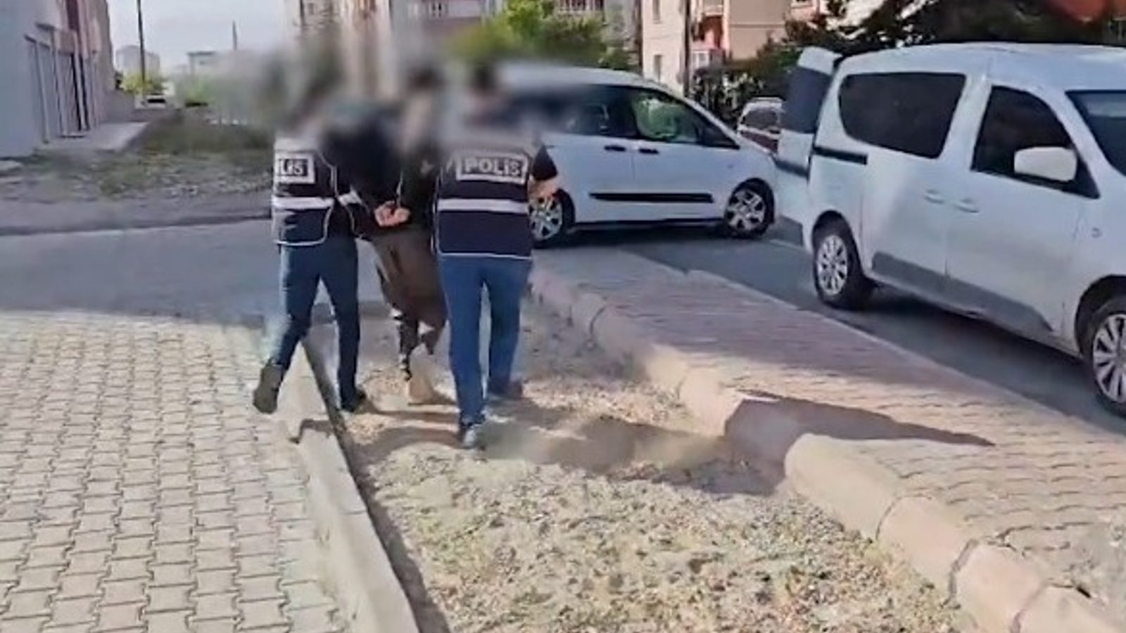 Silahlı yağma suçundan 36 yıl kesinleşmiş hapis cezası bulunan şahıs yakalandı
