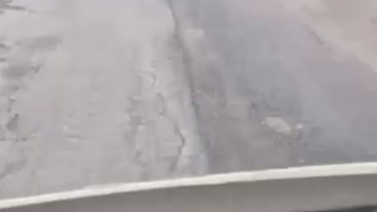 Güneşli Mahallesi'nde yol bozulması şikayet edildi