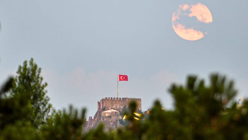 Ankara’da dolunay 1