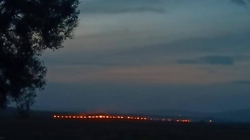 Pazarsu ile Kapaklıpınar Köyü arasında anız yangını