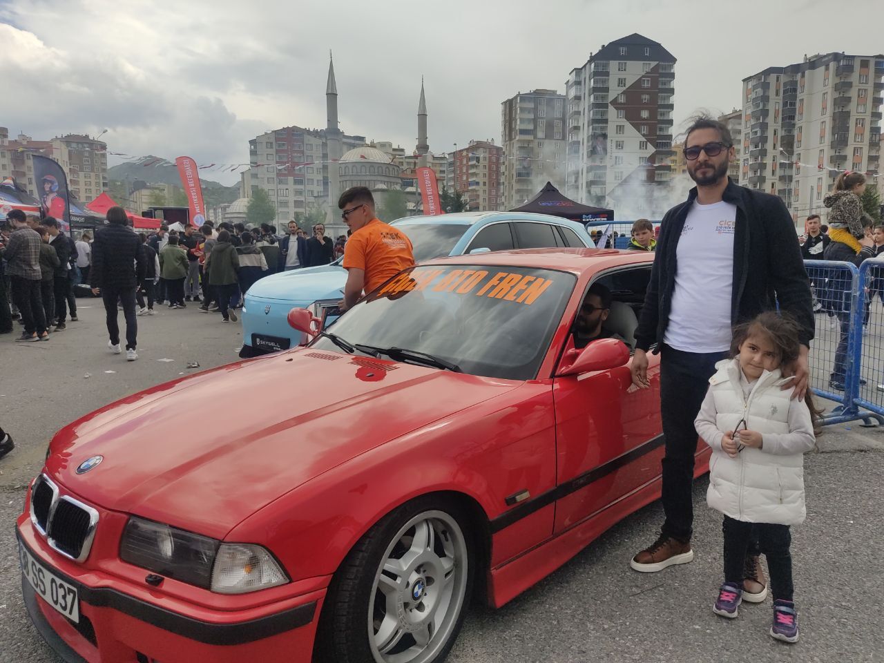 Togg ile slalom gösterisi ve drift show