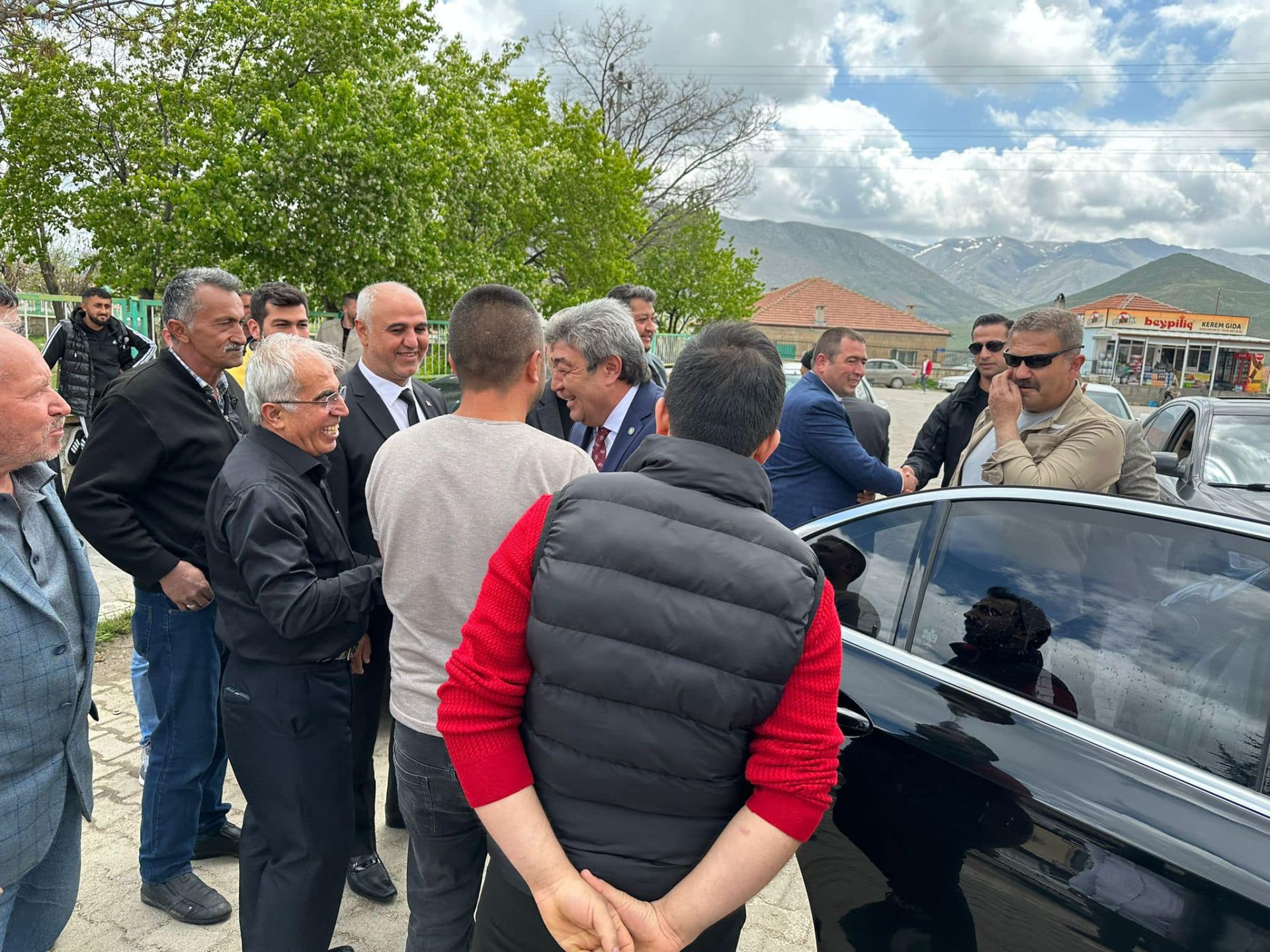 Milletvekili Adayı Ataş, Oyunu Kullandı