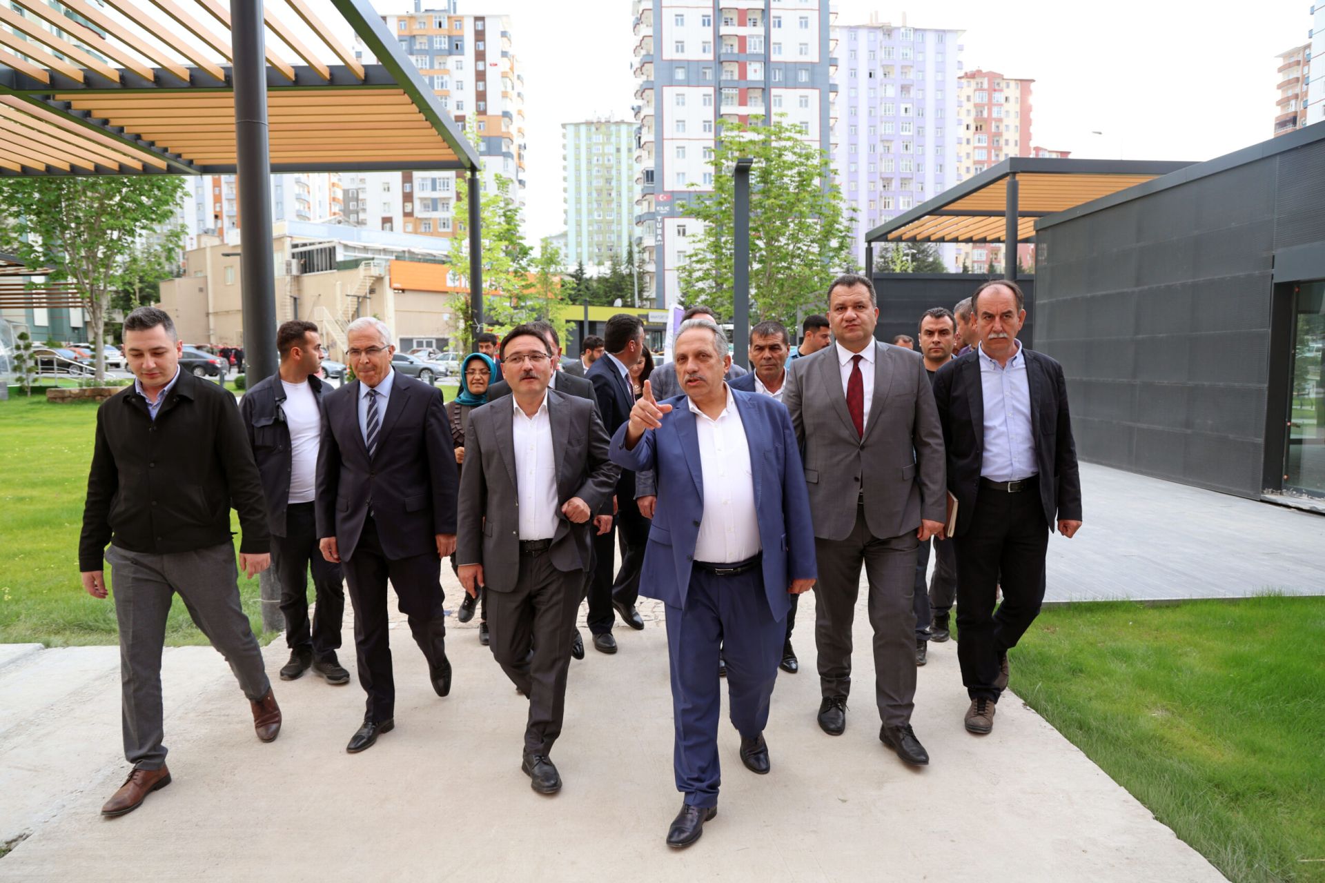 VALİ ÇİÇEK’TEN TALAS’IN ACİL DURUM KONTEYNERINA TAM NOT: YAYGINLAŞTIRMALIYIZ