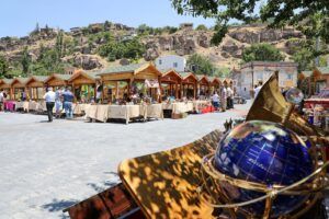 TALAS’TA HAFTA SONU HEM PİLAV ŞENLİĞİ HEM KONSER