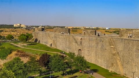 Diyarbakır’da tarihi burçlara isim önerisi