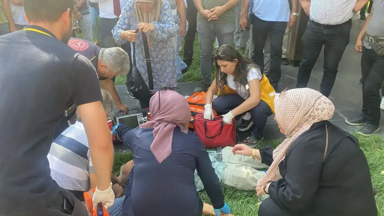 Rahatsızlanan vatandaşa ilk müdahaleyi Başkan Büyükkılıç yaptı