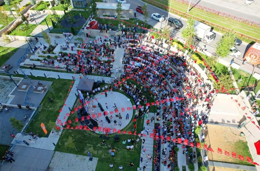 ERVA Spor Okulları Gençlik Şöleni düzenlendi