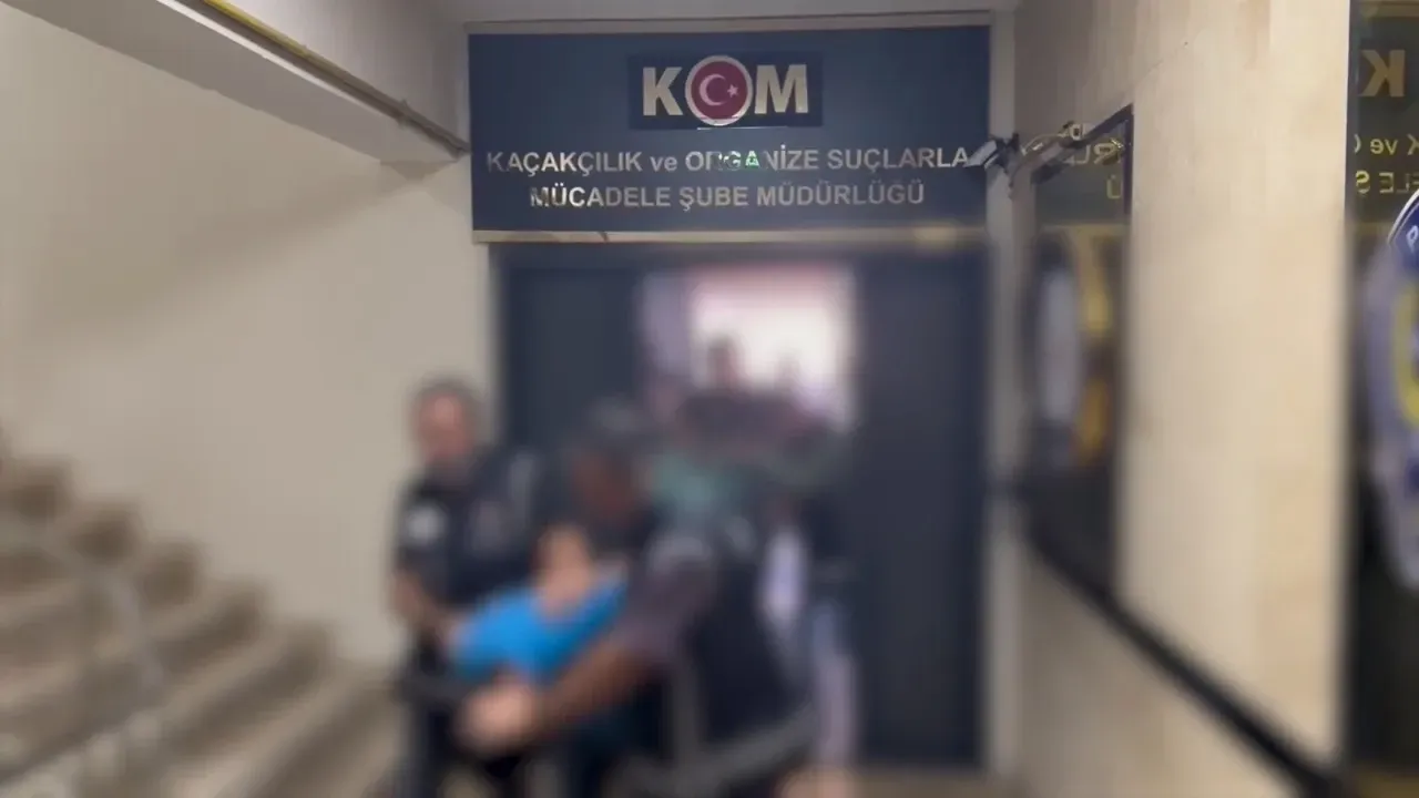 Kaçakçılara operasyon: 2 ton kaçak tütün ele geçirildi
