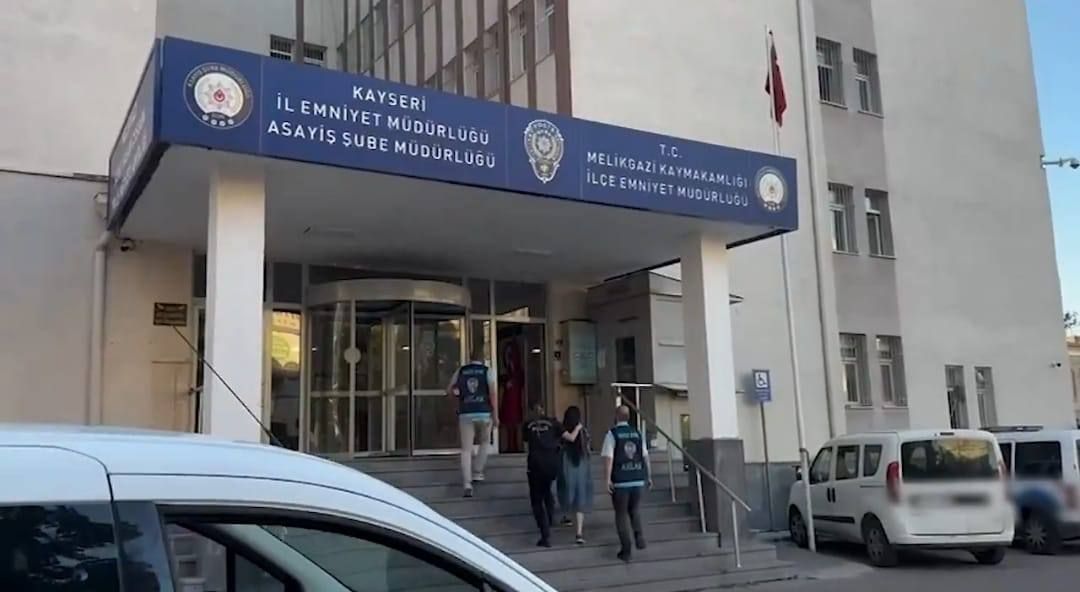 Güpegündüz Pes Dedirttiler!