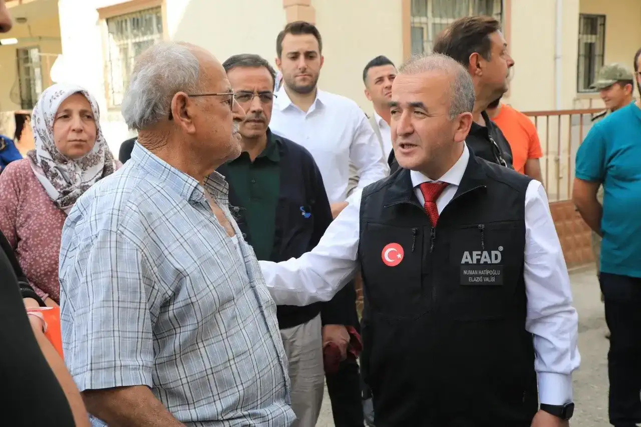 Malatya'da korkutan deprem! Kayseri'den hissedildi