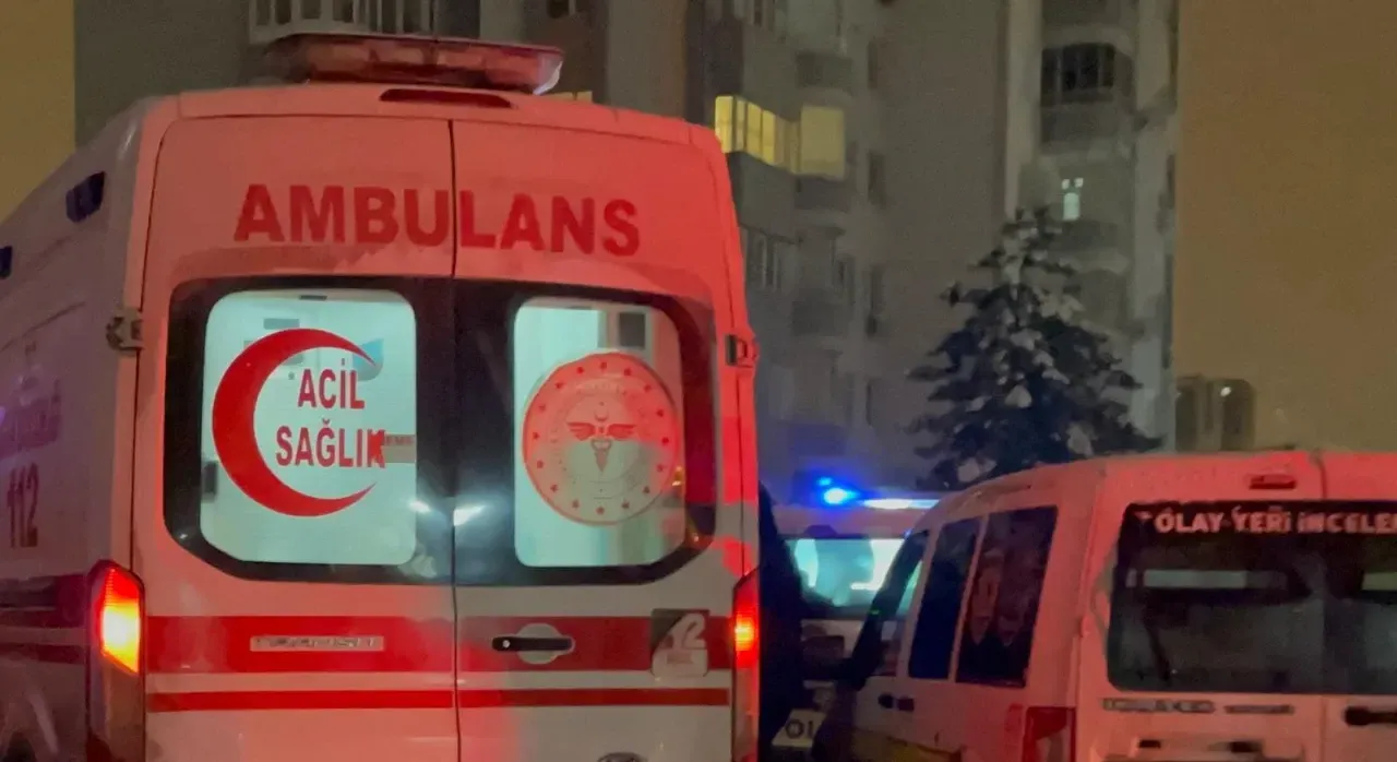 Kayseri'de komşular arasında çıkan kavgada 2 kişi silahla yaralandı