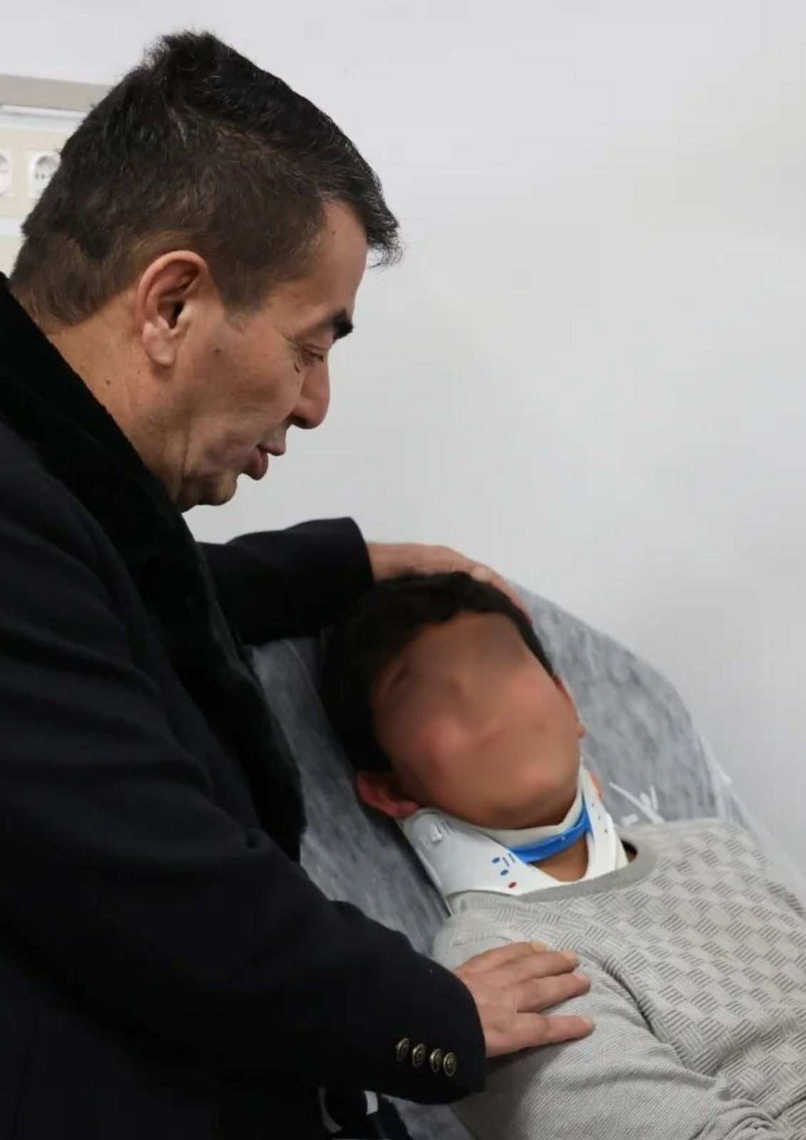Başkan Metin, kazada yaralananları ziyaret etti