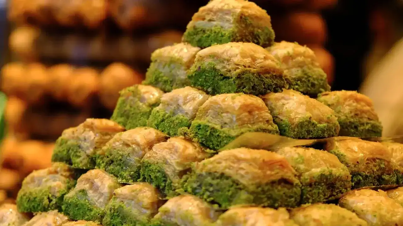 Baklavalık Un Nasıl Olmalı?