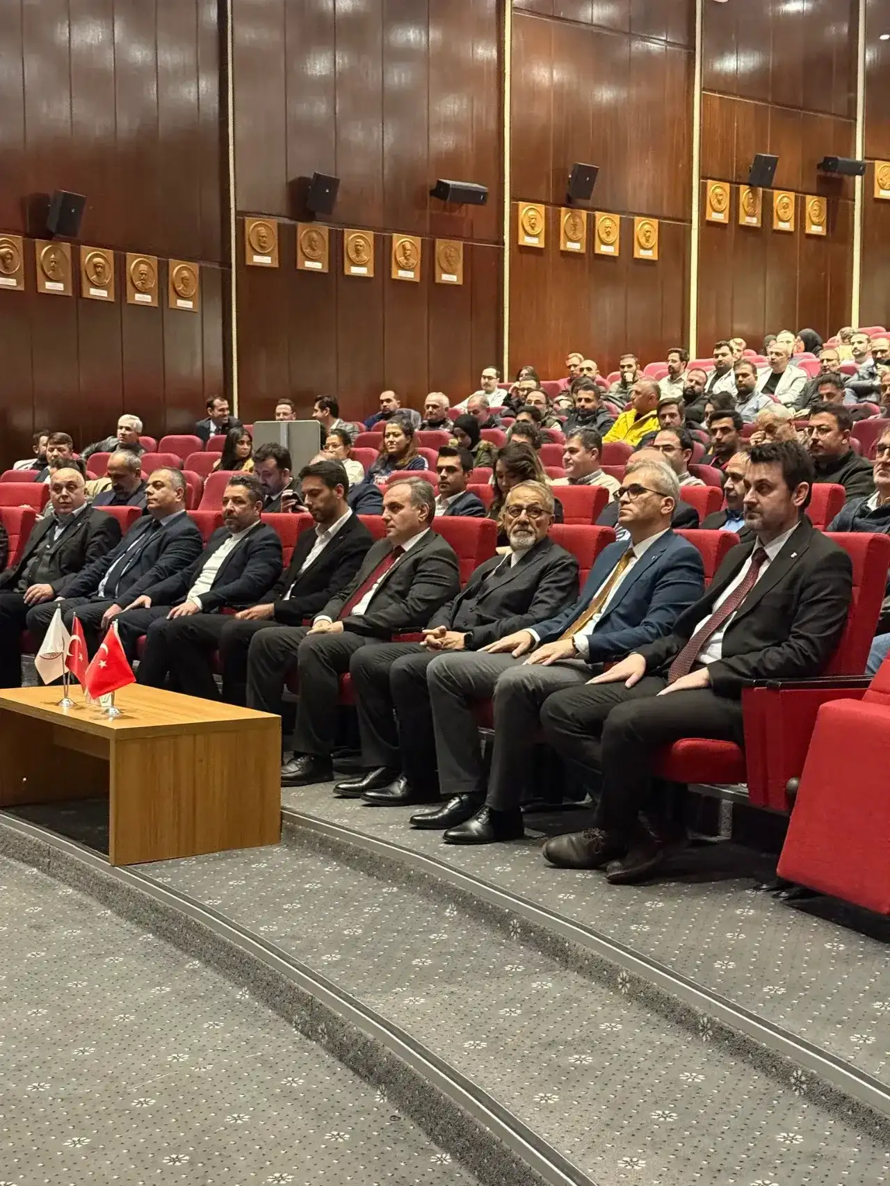 ‘Güvenli Bir Gelecek İçin Deprem Dirençli Kentler’ konferansı düzenlendi