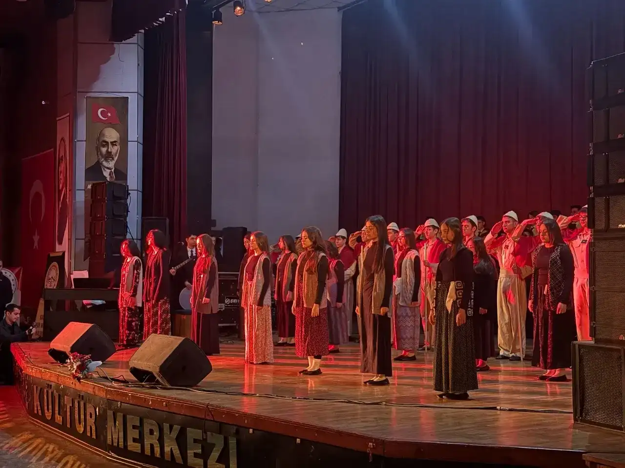 İstiklal Marşı’nın 104 yıllık destanı Kayseri’de yankılandı